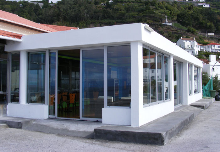 Carlos & Lacerda - Restaurante Amigos S. Jorge Açores